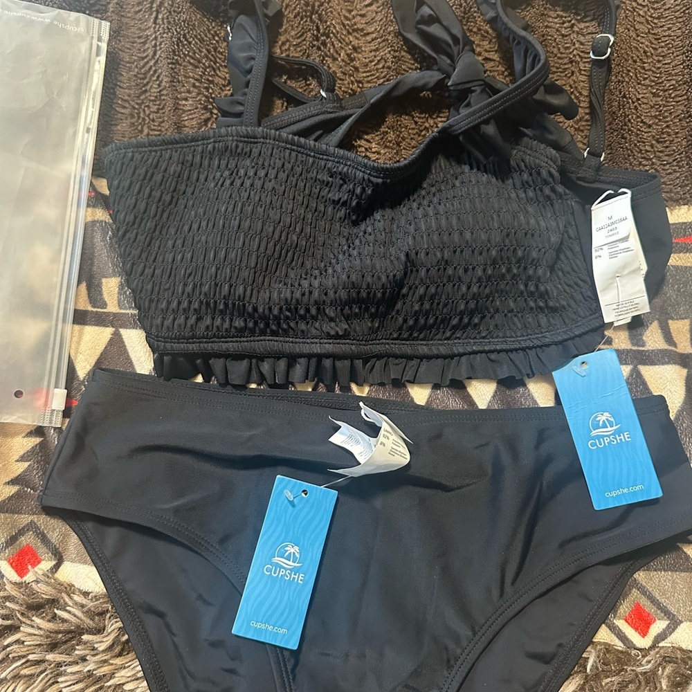 Cupshe Elegant Black Bikini Set